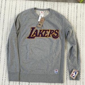 NWT Levi’s x NBA Lakers Sweatshirt